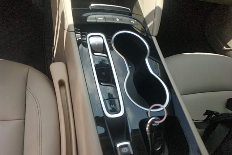 Used Buick Regal 2020 652T Elite Edition Gear Lever