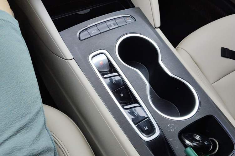 Used Buick Regal 2020 552T Elite Edition Gear Lever