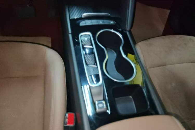 Used Buick Regal 2020 552T Luxury Version Gear Lever