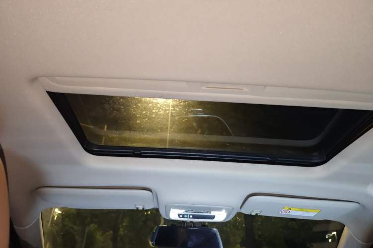 Used Buick Regal 2020 552T Luxury Version Headliner