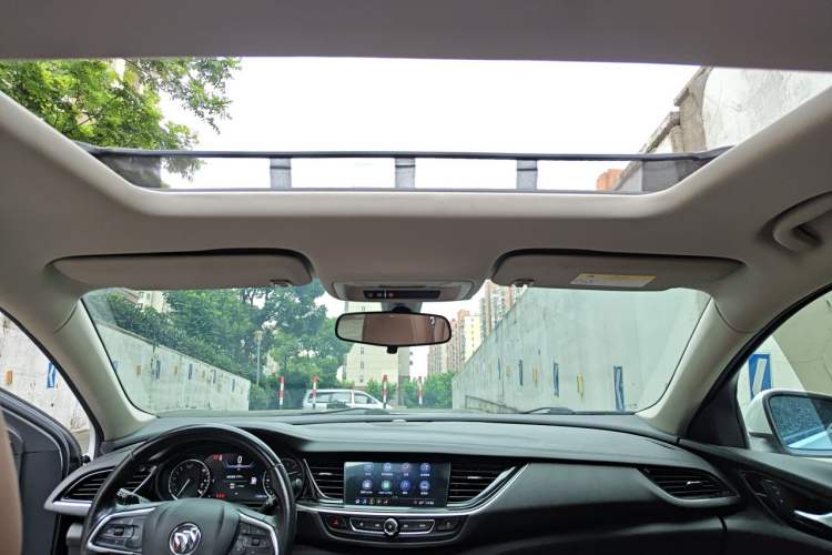 Used Buick Regal 2020 552T Luxury Version Headliner