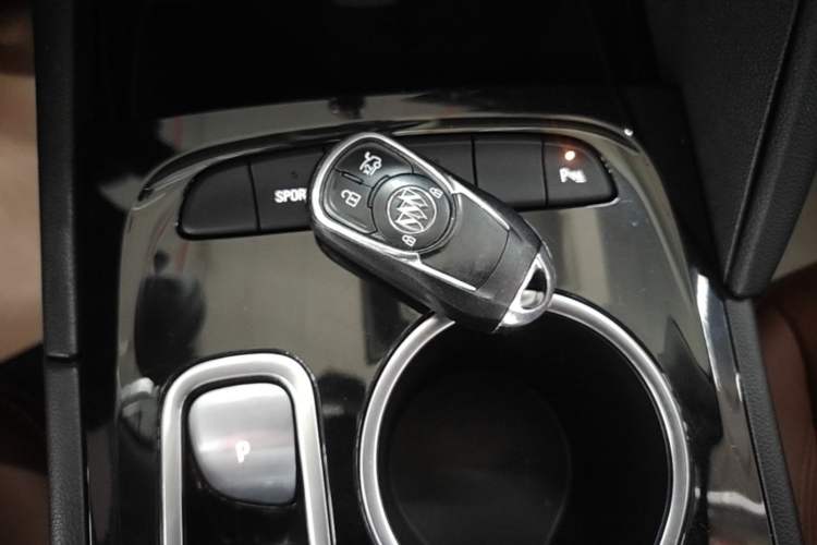 Used Buick Regal 2020 552T Luxury Version Interior 1