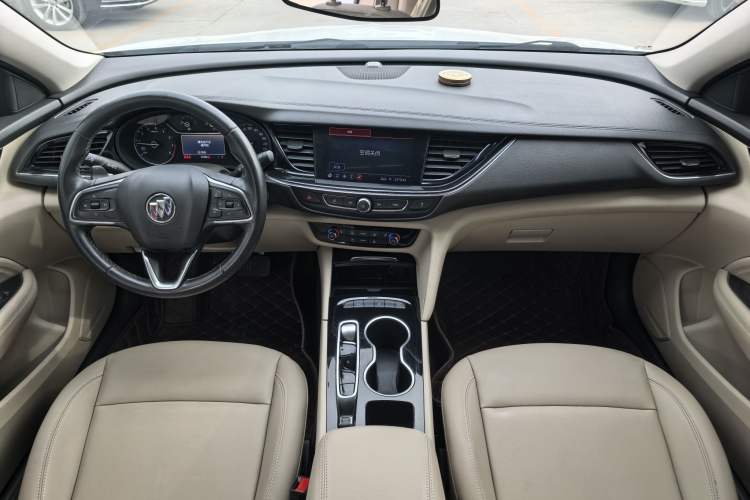 Used Buick Regal 2020 552T Elite Edition Interior 1
