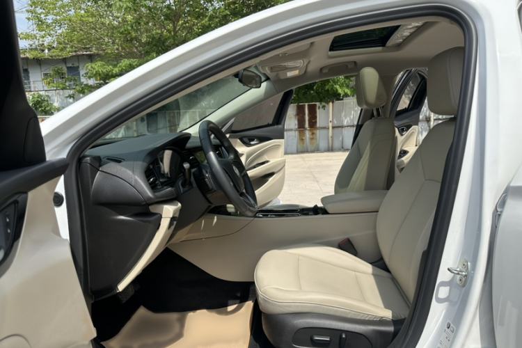 Used Buick Regal 2020 552T Elite Edition Interior 11
