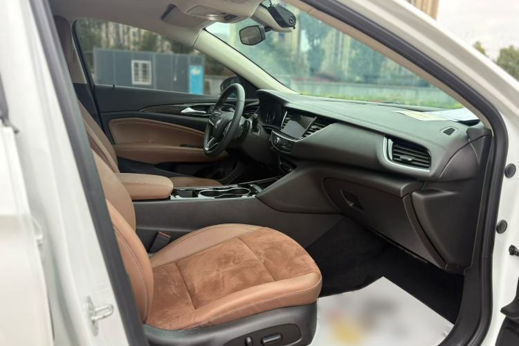 Used Buick Regal 2020 552T Luxury Version Interior 2
