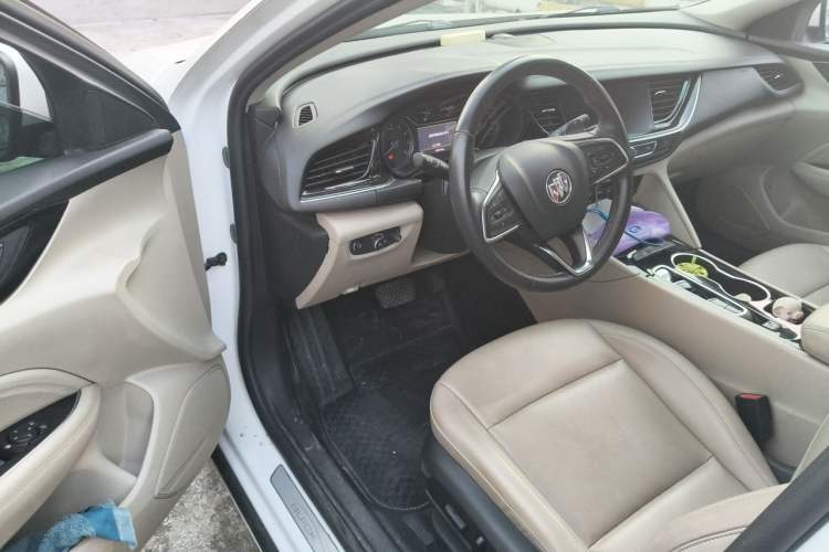Used Buick Regal 2020 552T Elite Edition Interior 3