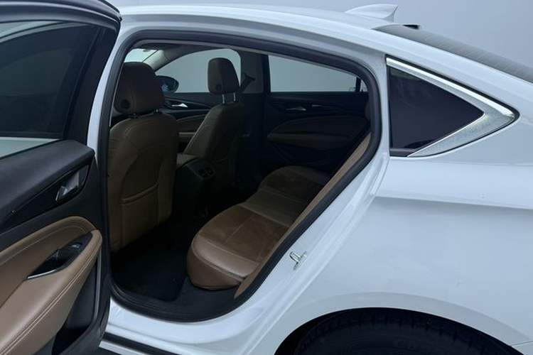 Used Buick Regal 2020 552T Luxury Version Interior 4