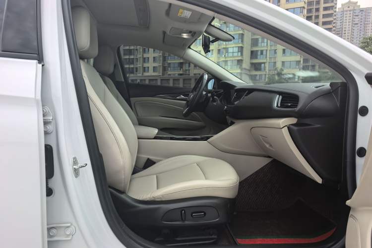 Used Buick Regal 2020 552T Elite Edition Interior 4