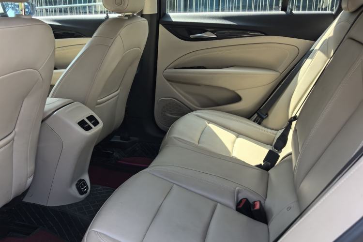 Used Buick Regal 2020 552T Elite Edition Interior 5