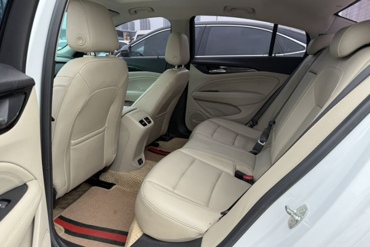 Used Buick Regal 2020 552T Elite Edition Interior 5