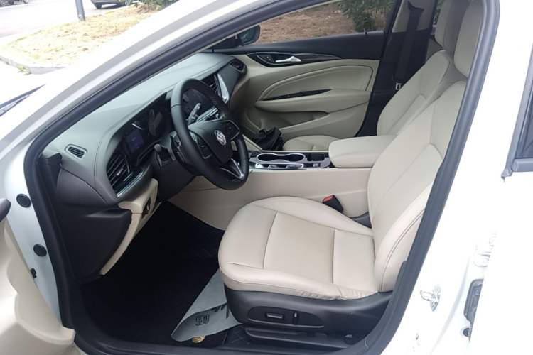 Used Buick Regal 2020 552T Elite Edition Left Front Seat