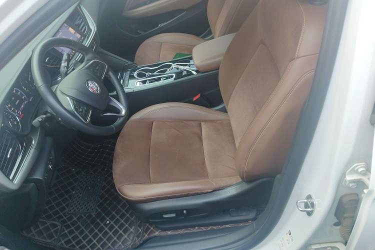 Used Buick Regal 2020 552T Luxury Version Left Front Seat