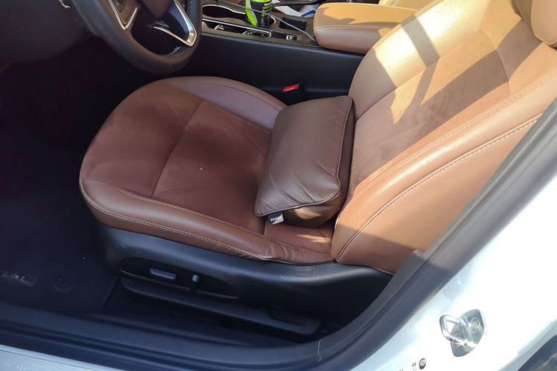Used Buick Regal 2020 552T Luxury Version Left Front Seat
