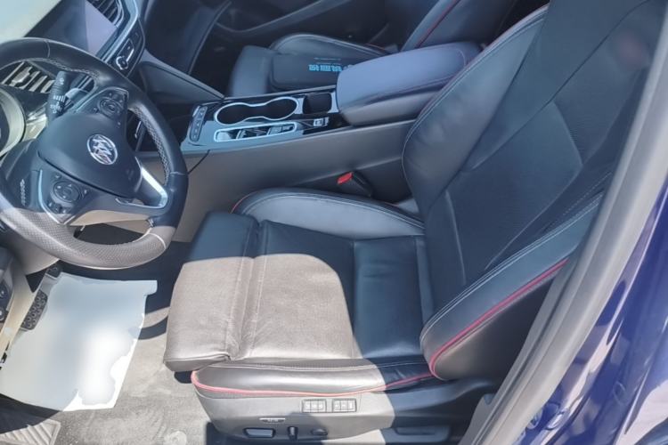 Used Buick Regal 2020 GS 28T Prestige Model Left Front Seat
