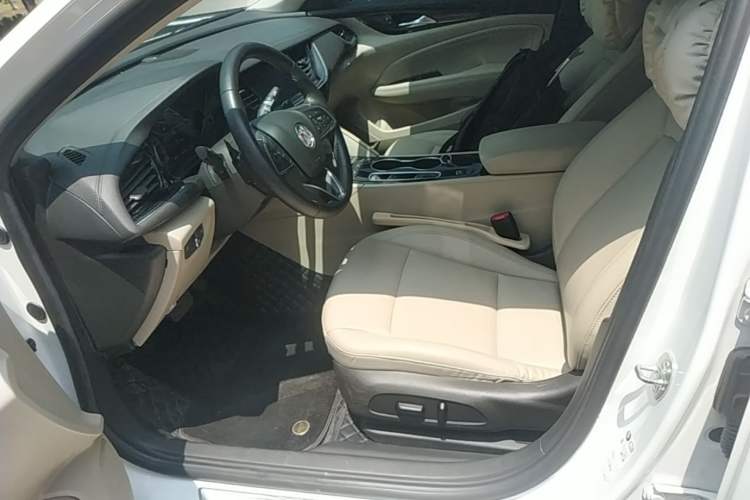 Used Buick Regal 2020 652T Elite Edition Left Front Seat