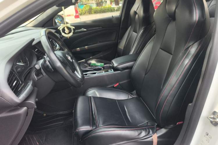 Used Buick Regal 2020 GS 28T Elite Model Left Front Seat