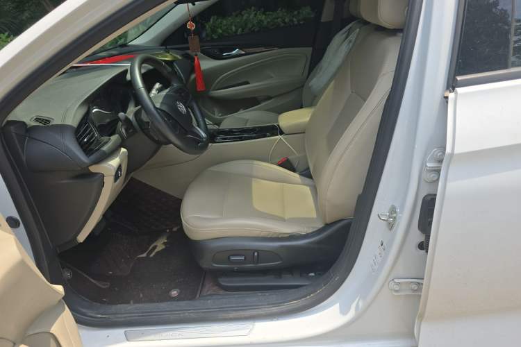Used Buick Regal 2020 552T Elite Edition Left Front Seat