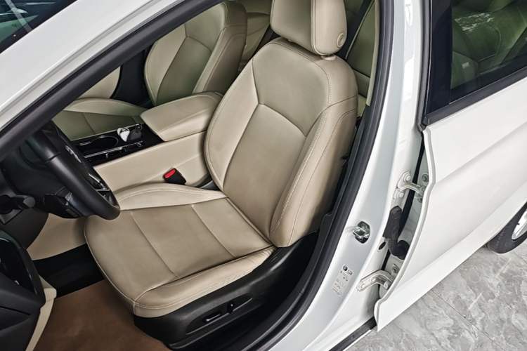 Used Buick Regal 2020 552T Elite Edition Left Front Seat