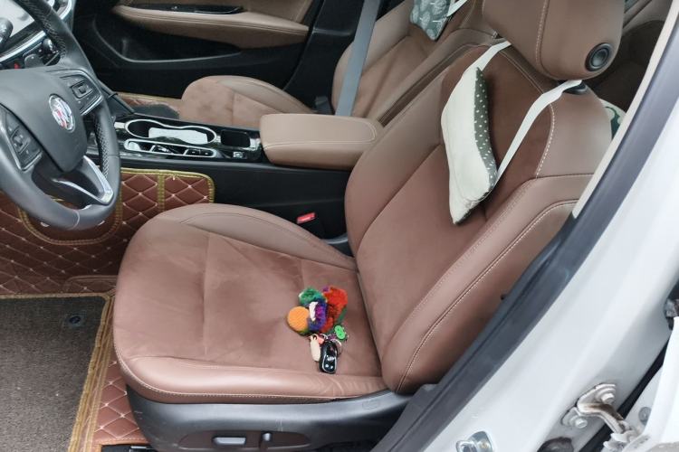 Used Buick Regal 2020 552T Luxury Version Left Front Seat
