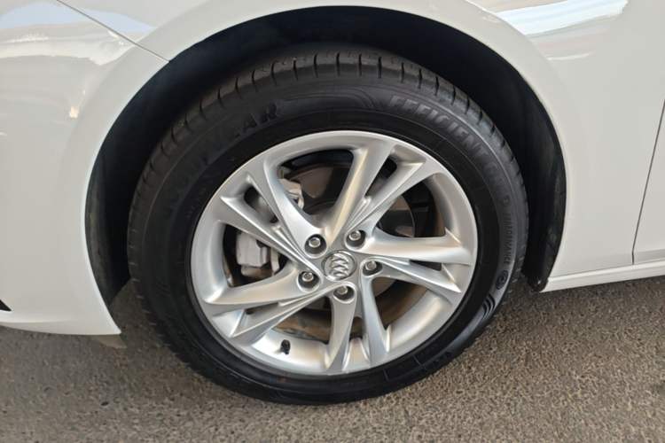 Used Buick Regal 2020 552T Elite Edition Left Front Wheel Hub