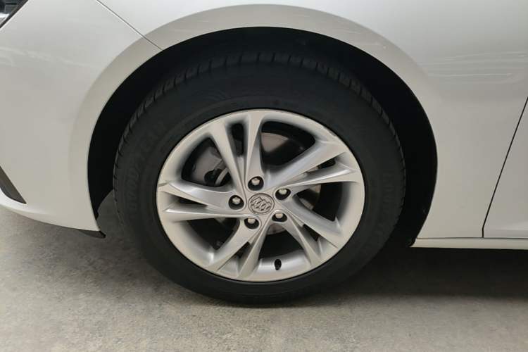 Used Buick Regal 2020 552T Luxury Version Left Front Wheel Hub