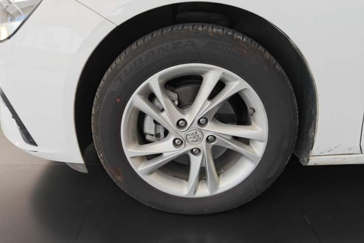 Used Buick Regal 2020 552T Elite Edition Left Front Wheel Hub
