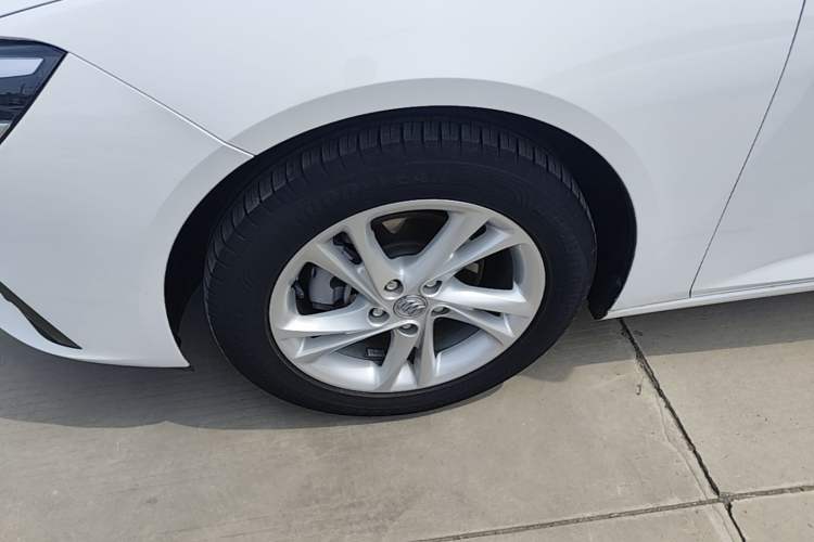 Used Buick Regal 2020 552T Elite Edition Left Front Wheel Hub