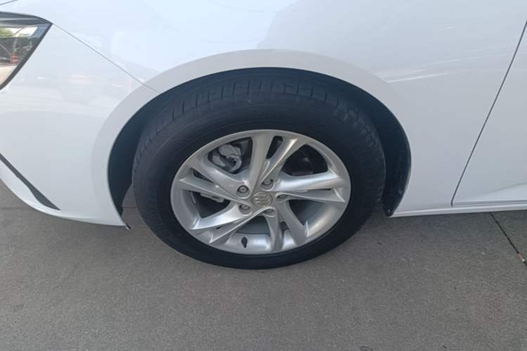 Used Buick Regal 2020 552T Elite Edition Left Front Wheel Hub