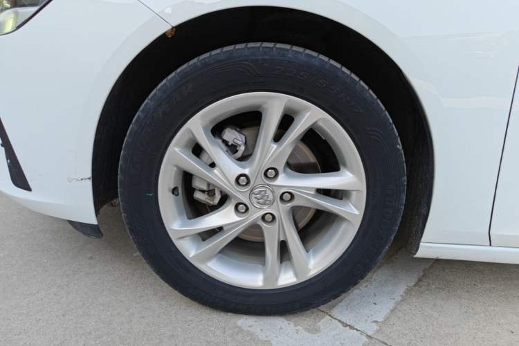 Used Buick Regal 2020 552T Elite Edition Left Front Wheel Hub