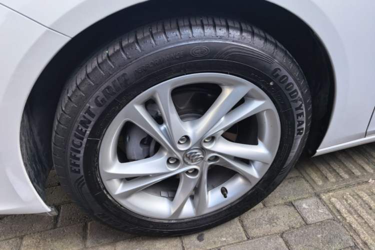Used Buick Regal 2020 552T Elite Edition Left Front Wheel Hub