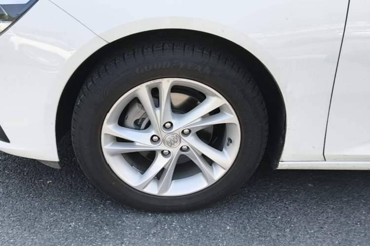 Used Buick Regal 2020 552T Elite Edition Left Front Wheel Hub