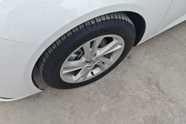 Used Buick Regal 2020 552T Elite Edition Left Front Wheel Hub
