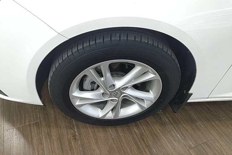 Used Buick Regal 2020 552T Elite Edition Left Front Wheel Hub