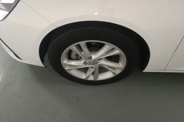 Used Buick Regal 2020 552T Elite Edition Left Front Wheel Hub