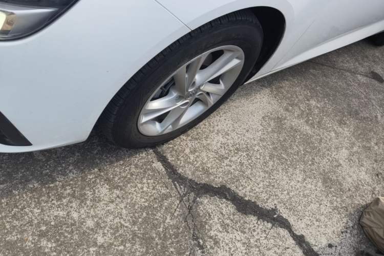 Used Buick Regal 2020 552T Elite Edition Left Front Wheel Hub