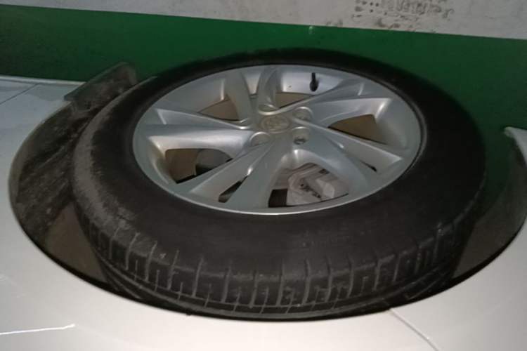 Used Buick Regal 2020 552T Elite Edition Left Front Wheel Hub