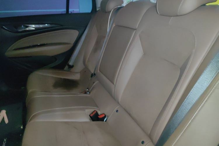Used Buick Regal 2020 552T Luxury Version Left Rear Seat