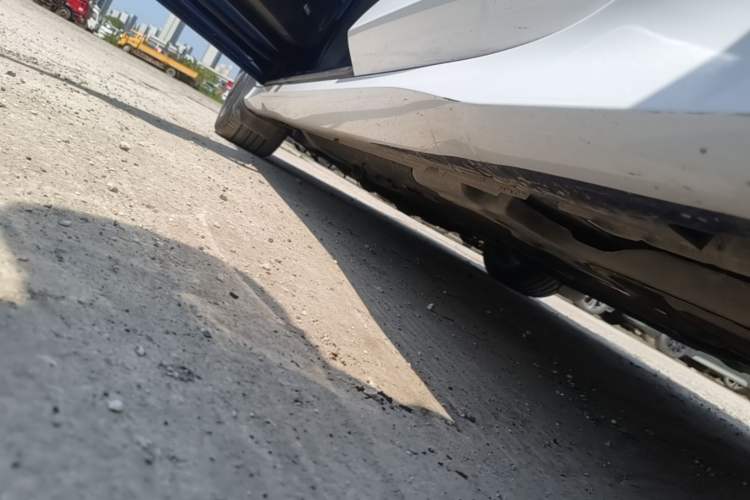 Used Buick Regal 2020 GS 28T Prestige Model Left Side Sill