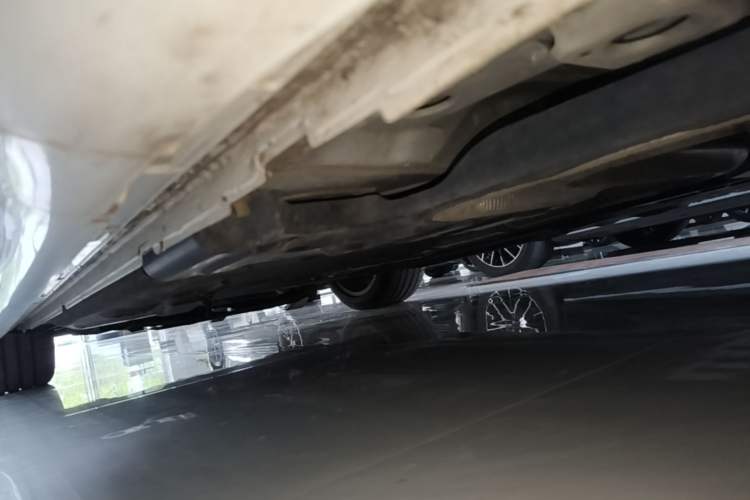Used Buick Regal 2020 GS 28T Elite Model Left Side Sill