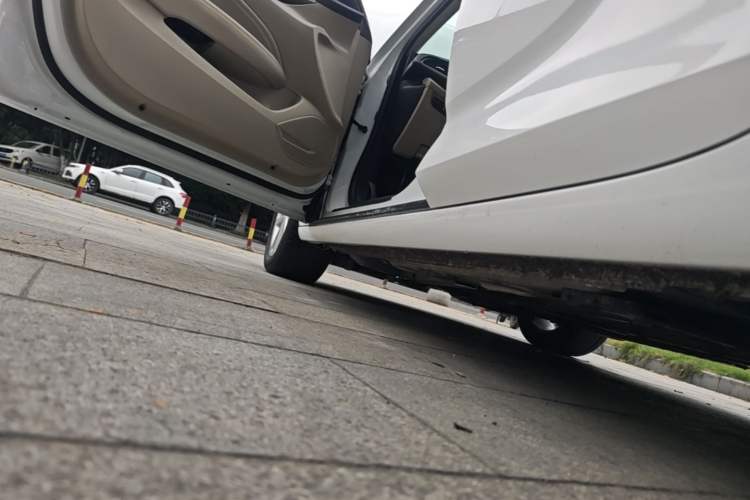 Used Buick Regal 2020 552T Elite Edition Left Side Sill
