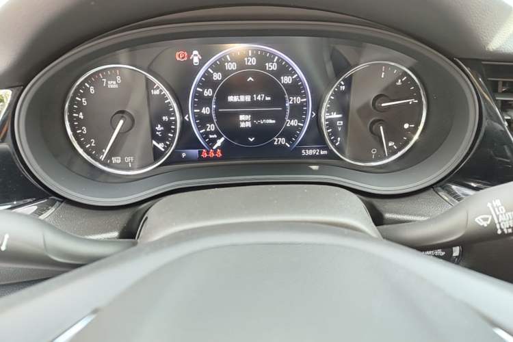 Used Buick Regal 2020 552T Luxury Version Odometer Close Up