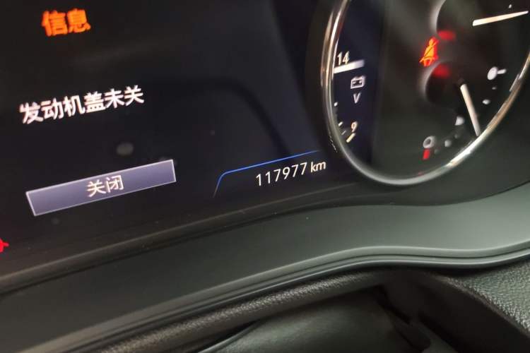 Used Buick Regal 2020 GS 28T Elite Model Odometer Close Up