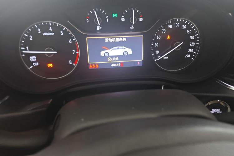 Used Buick Regal 2020 552T Elite Edition Odometer Close Up
