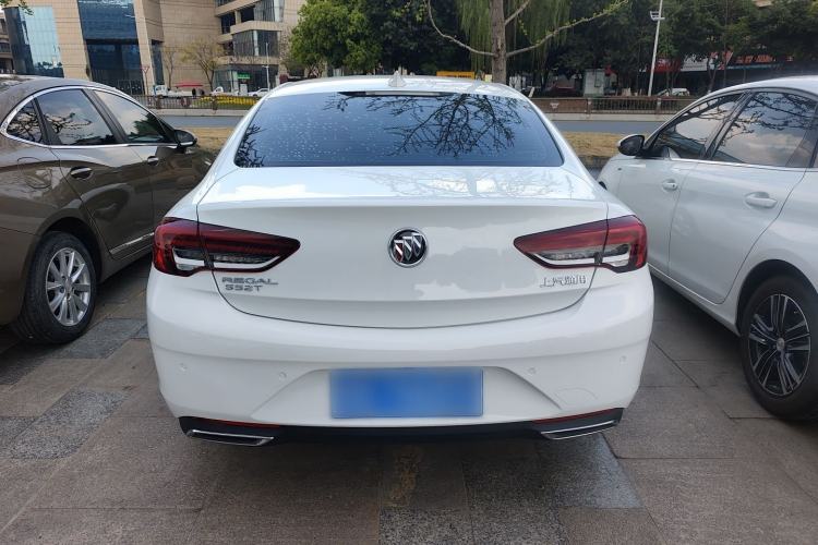 Used Buick Regal 2020 552T Elite Edition Rear