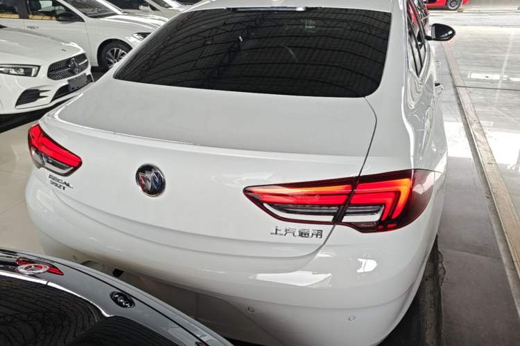 Used Buick Regal 2020 552T Luxury Version Rear