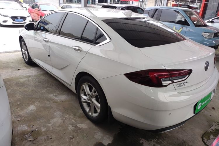 Used Buick Regal 2020 552T Elite Edition Rear Left 45 Deg