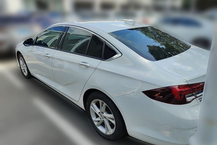 Used Buick Regal 2020 552T Luxury Version Rear Left 45 Deg