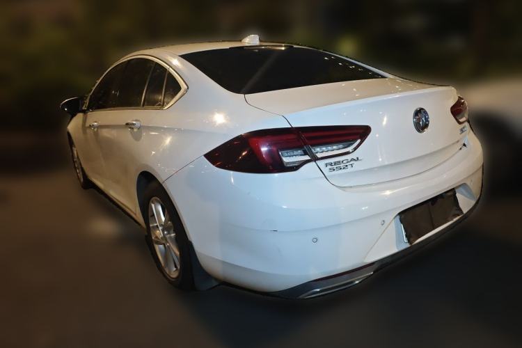 Used Buick Regal 2020 552T Luxury Version Rear Left 45 Deg
