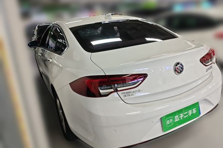 Used Buick Regal 2020 552T Elite Edition Rear Left 45 Deg