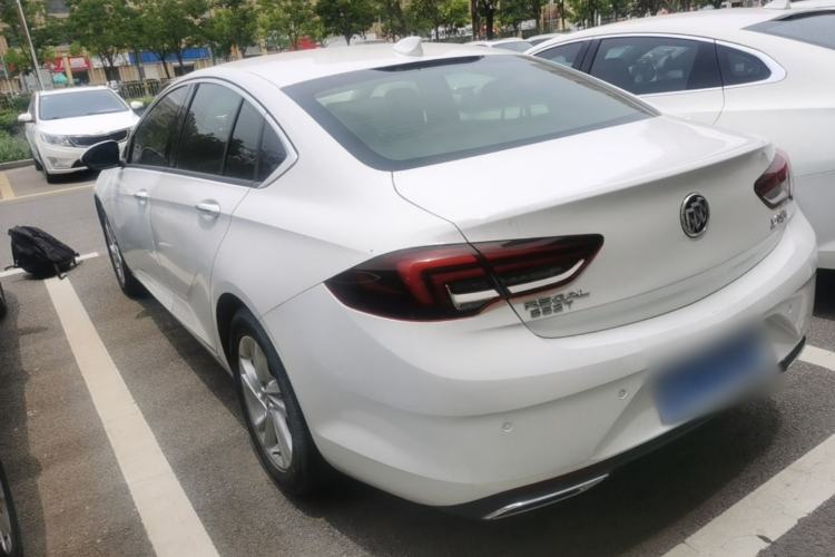 Used Buick Regal 2020 552T Luxury Version Rear Left 45 Deg